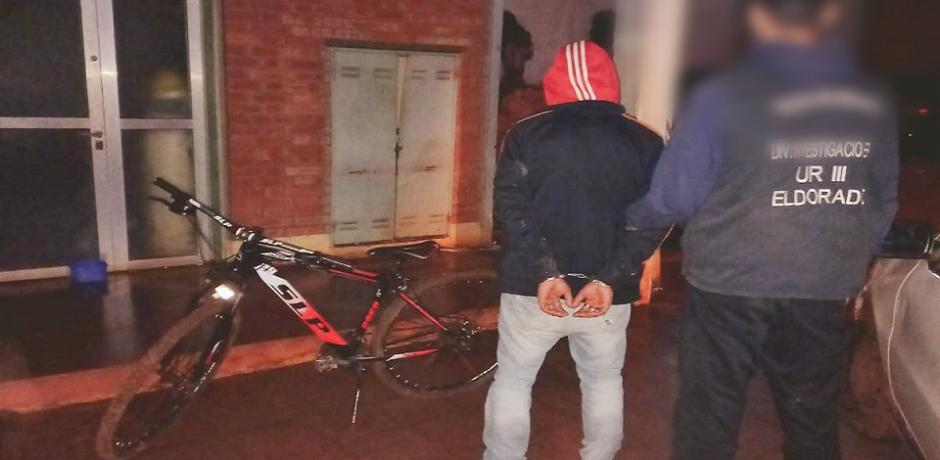 Detuvieron a un joven por comercializar una bicicleta robada