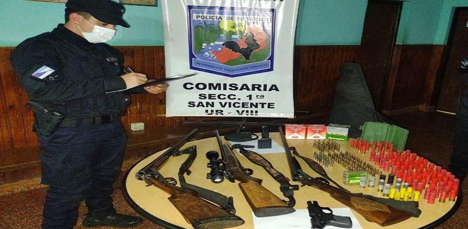 La Policía secuestró cuatro armas de fuegos y municiones, tras una denuncia de violencia de género