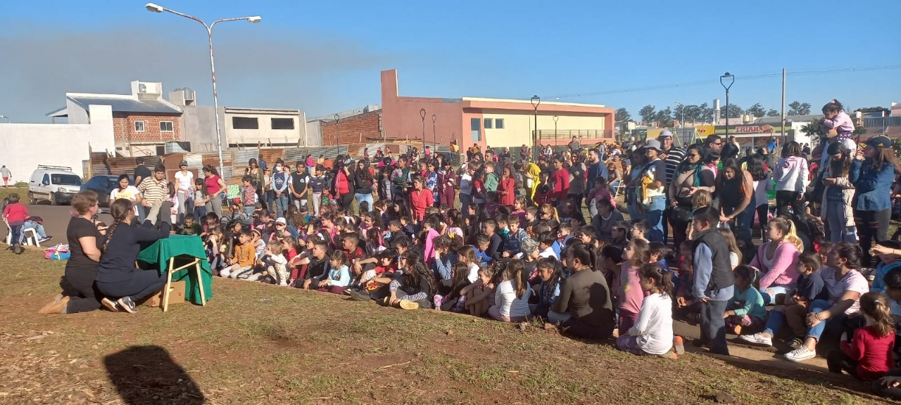 Agasajo a los niños en Itaembé Guazú