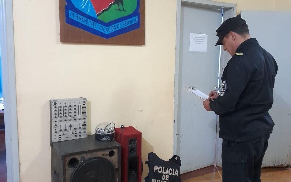 Recuperaron equipos de sonido en Caraguatay y un celular en Eldorado que habían sido sustraídos