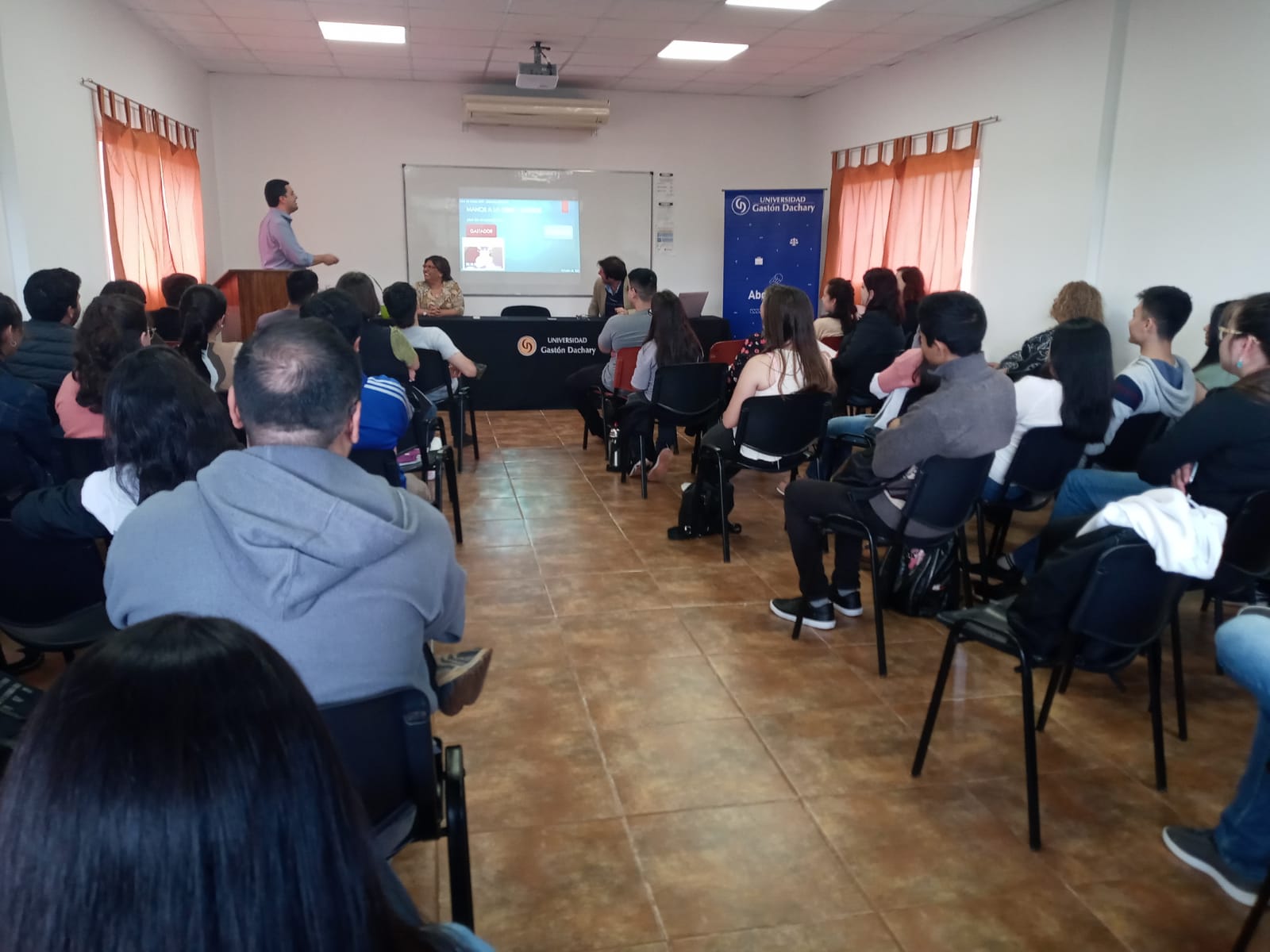 La Universidad Gastón Dachary realizó una capacitación sobre Educación Financiera