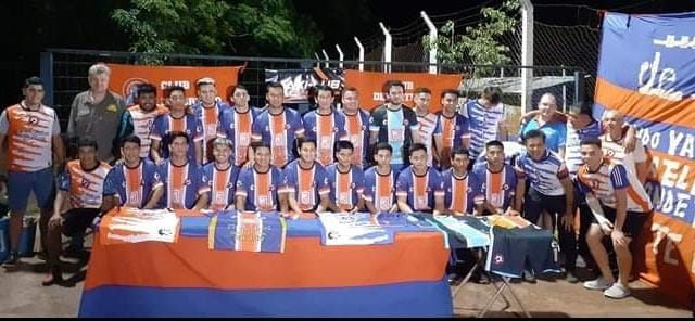 Vicov presentó al plantel y la indumentaria para el Regional Amateur, mientras que Nacional mostró la nueva camiseta