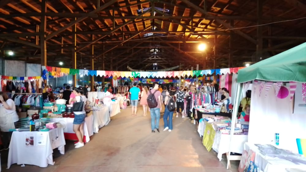 La Gran Feria Popular organizado por el grupo de Mujeres al Frente fue todo un éxito