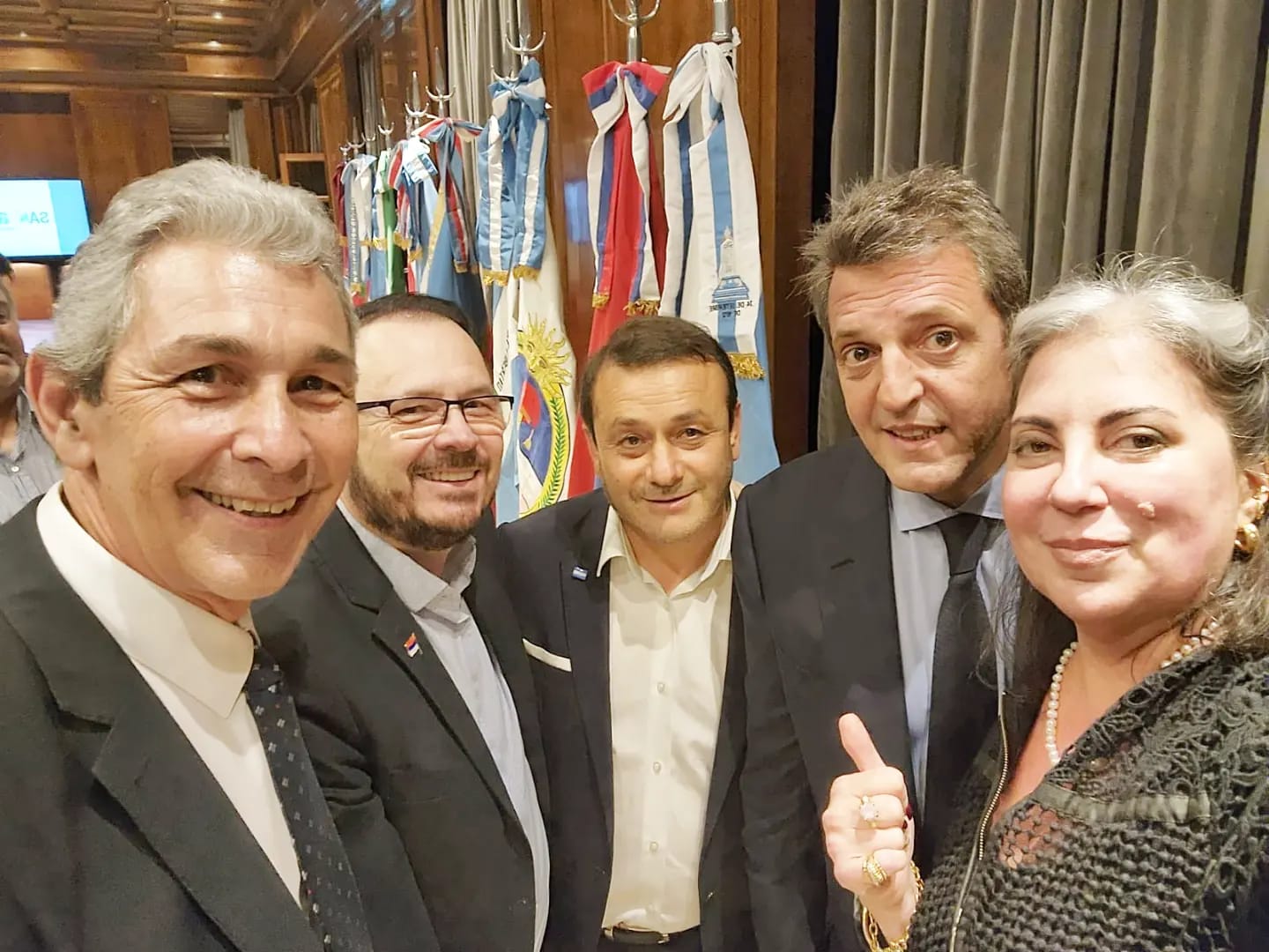 Los diputados nacionales, Sartori y Fernández, acompañaron al gobernador en la junta con el Ministro Sergio Massa