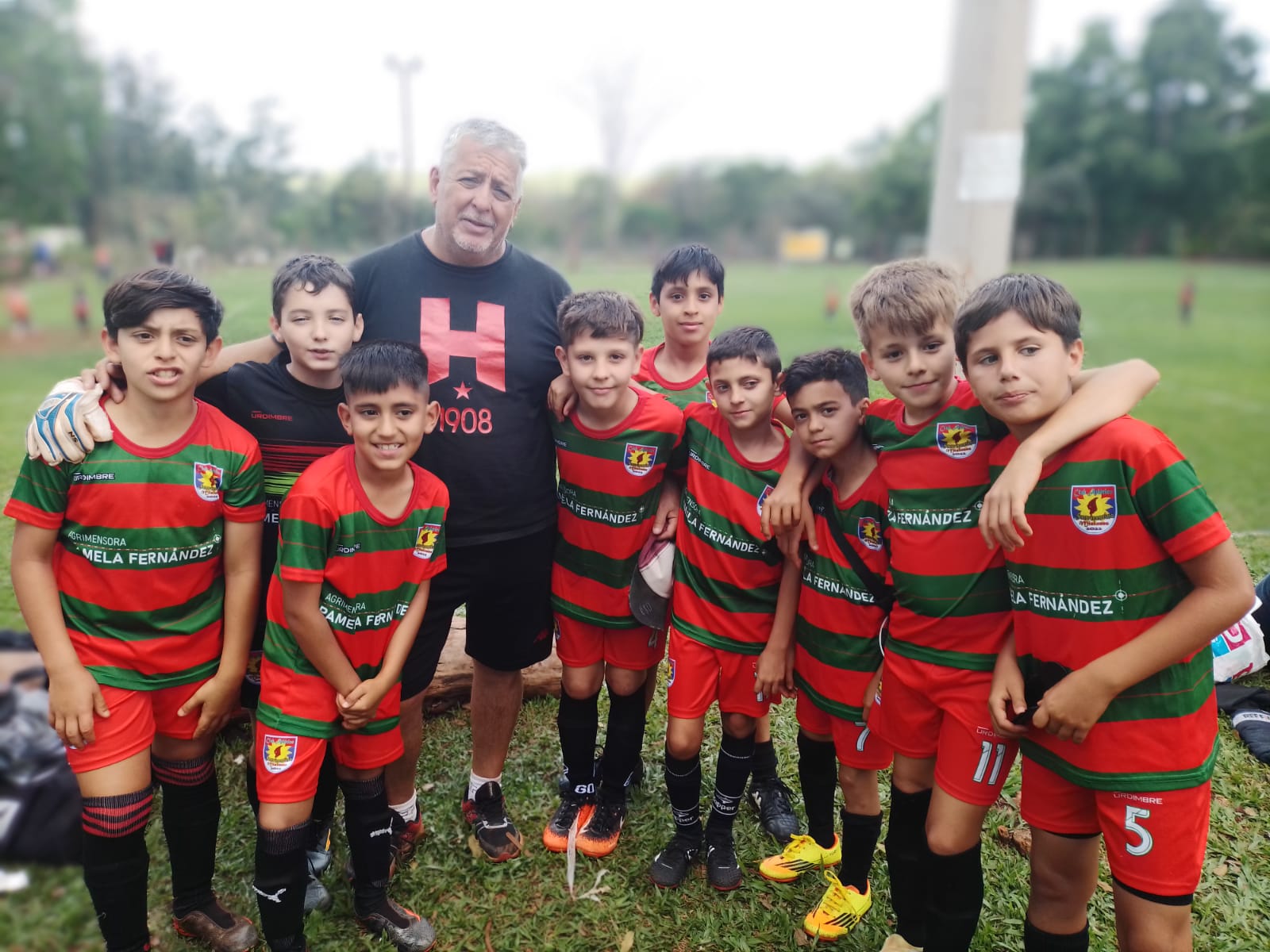 Oscar Gutiérrez, captador de Club Huracán, visitó Eldorado para conocer talentos en el fútbol infantil