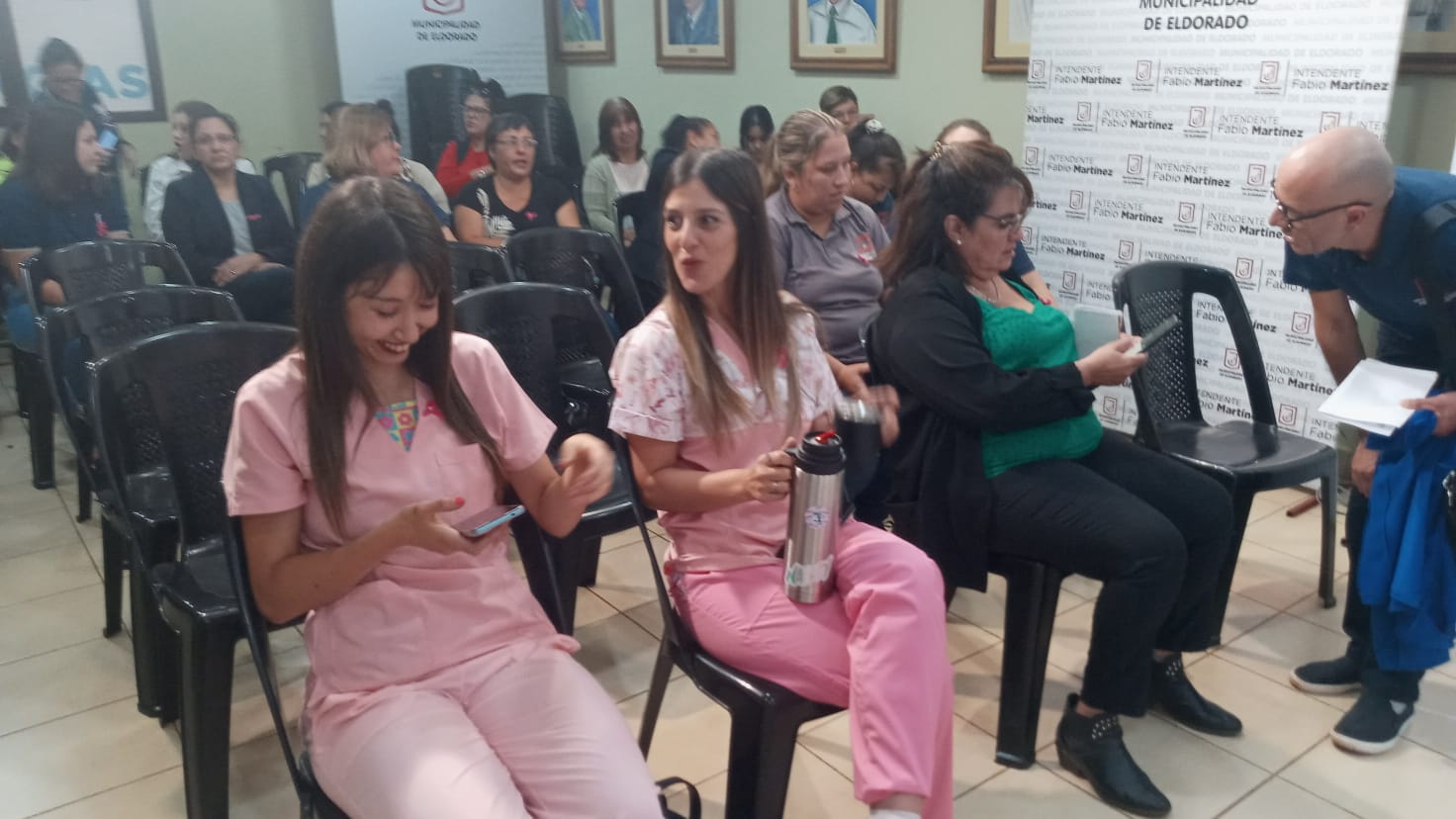 Realizaron una capacitación de "Diagnóstico precoz de cáncer de mamas" en la Municipalidad