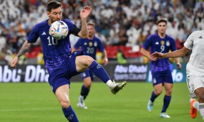 Argentina goleó a Emiratos Árabes y llega a Qatar enganchada