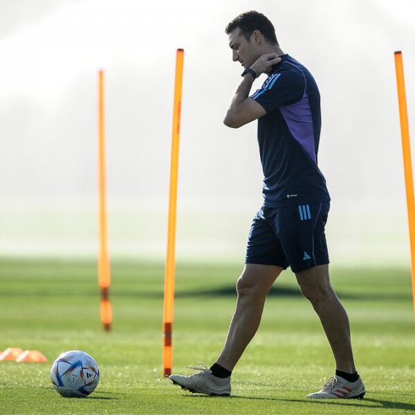 Scaloni, ante una práctica decisiva para perfilar el equipo que enfrentará a México