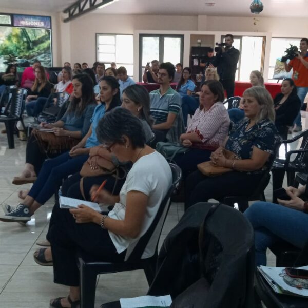 Capacitan a los funcionarios de áreas municipales de Niñez y Adolescencia