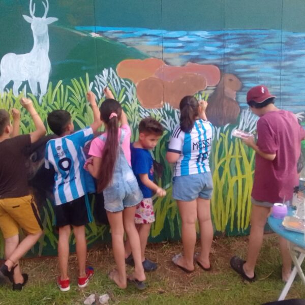 Pintan paseo muralístico educativo “Los Muros de Andrés”