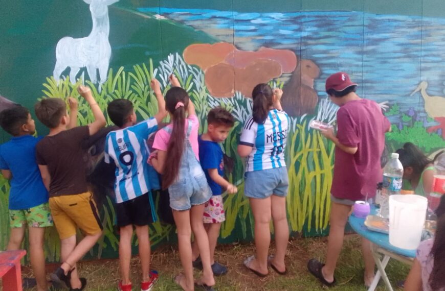 Pintan paseo muralístico educativo “Los Muros de Andrés”