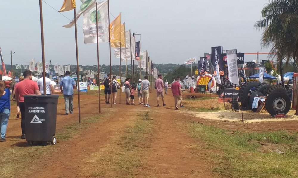 Premiación, show y excelentes negocios fue el cierre de la exitosa decimoquinta edición de la Feria Forestal Argentina