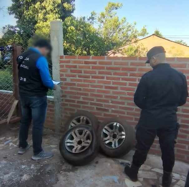 Tras un allanamiento recuperaron tres llantas de aleación de vehículos que fueron robadas en Eldorado