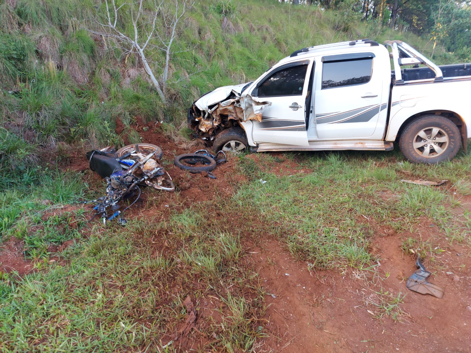 Motociclista murió luego de colisionar contra una camioneta en San Vicente