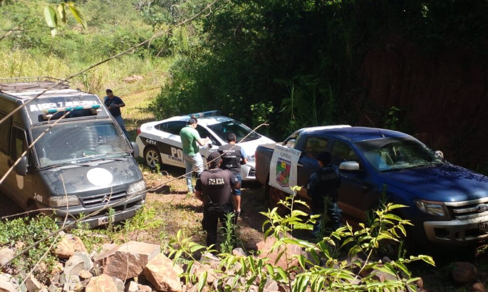 Tras un operativo en la zona oeste policías recuperaron una camioneta robada en San Vicente