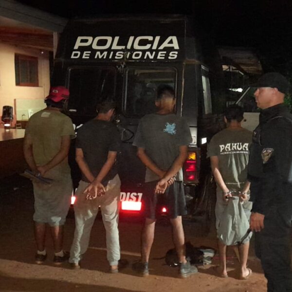 12 personas demoradas y 2 motocicletas retenidas en los Operativos de Seguridad de las últimas horas