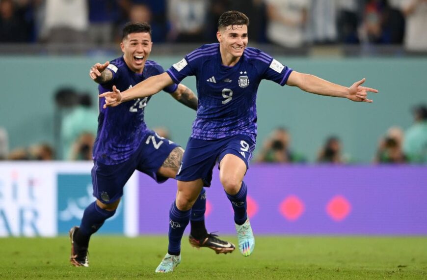 Argentina le ganó a Polonia por 2 a 0 y pasó a octavos de final en el Mundial de Qatar