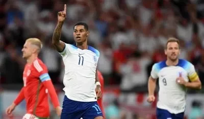 Inglaterra y Estados Unidos ganaron para avanzar a los octavos del final en el Mundial de Qatar 2022