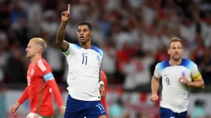 Inglaterra y Estados Unidos ganaron para avanzar a los octavos del final en el Mundial de Qatar 2022
