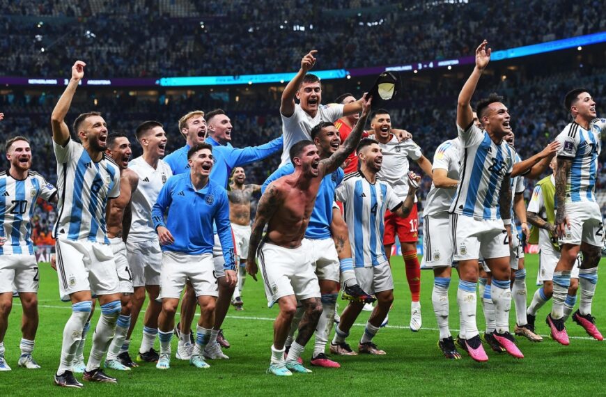 Argentina enfrenta a Croacia en busca de su sexta final mundialista