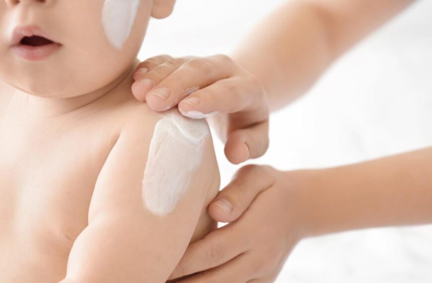 Recomiendan no exponer a los niños al sol por las altas temperaturas