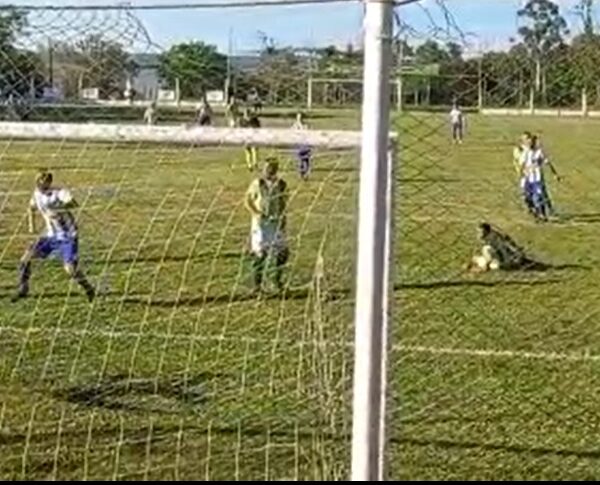 Nacional de Puerto Piray ganó en Posadas, pero no le alcanzó