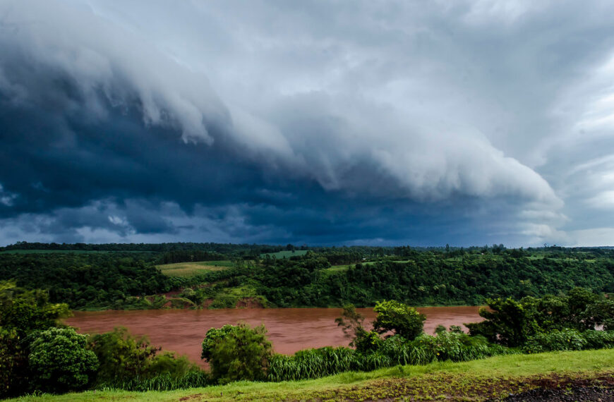 Alerta por tormentas en Eldorado y otras localidades