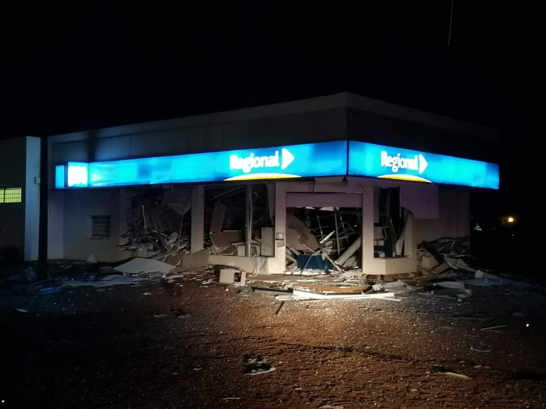 Itapúa Paraguay: atacan un banco con explosivos y rodean una comisaría