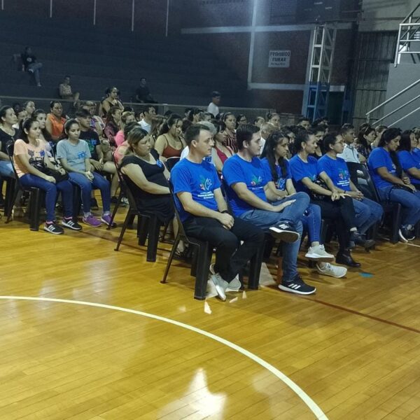 Entregaron diplomas a 125 promotores del programa provincial "Familia Misionera"