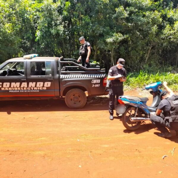 Fuerte presencia policial en los barrios de Misiones: recuperaron motos robadas