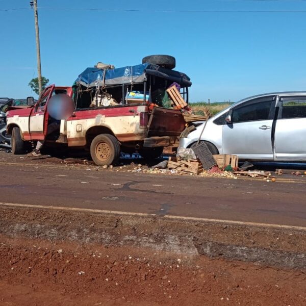 Triple choque dejó como saldo la muerte de un automovilista y varios heridos
