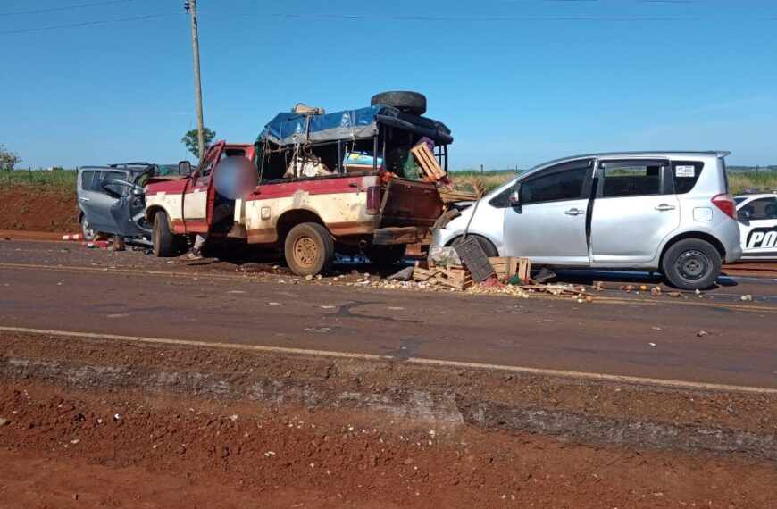 Triple choque dejó como saldo la muerte de un automovilista y varios heridos