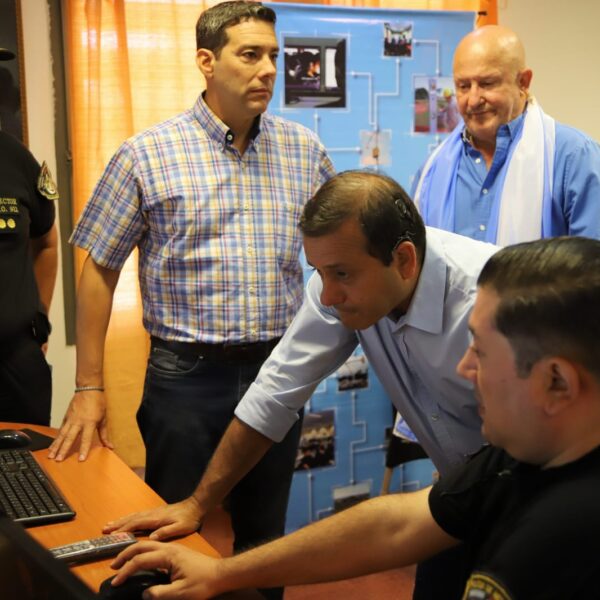 Inauguraron nuevos centros de monitoreo y destacamentos en distintos puntos de la provincia