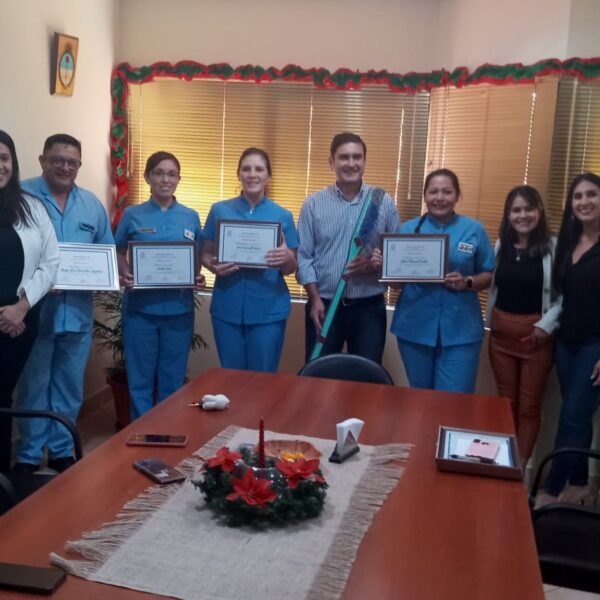 La Municipalidad entregó reconocimientos al equipo de Odontología del Escuadrón X de GN