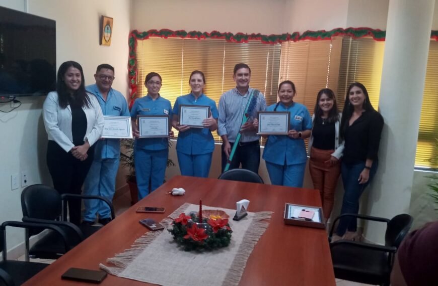 La Municipalidad entregó reconocimientos al equipo de Odontología del Escuadrón X de GN