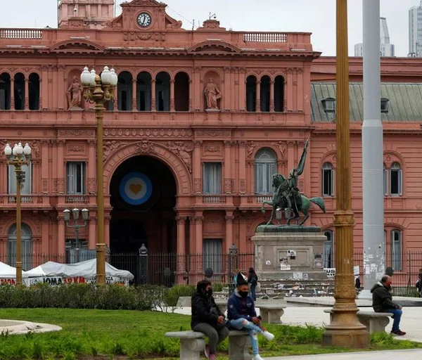 El Gobierno dará asueto a la administración pública nacional el 23 y 30 de diciembre