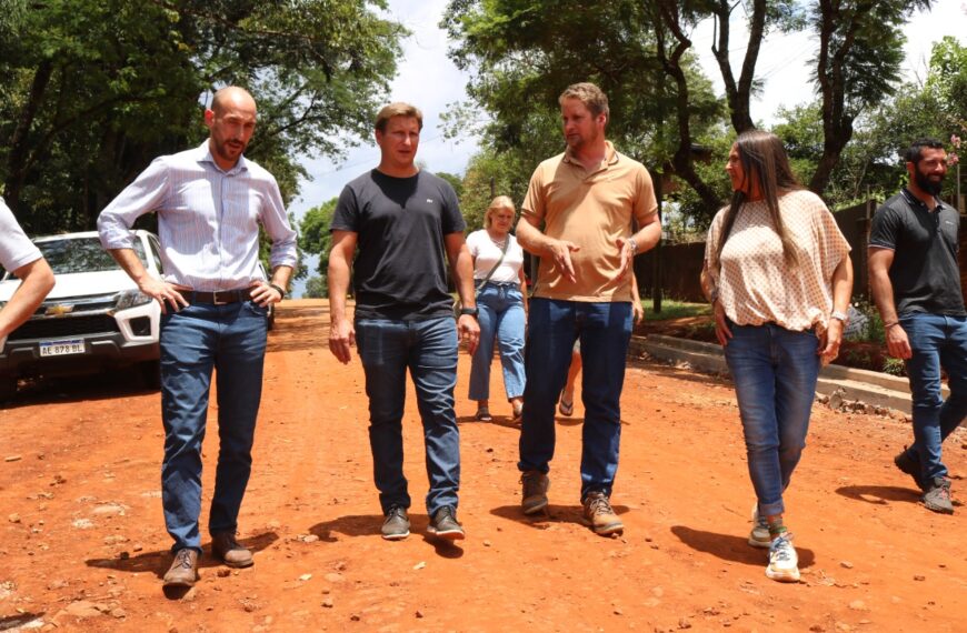 La Dirección Provincial de Vialidad trabaja por más infraestructura para Oberá