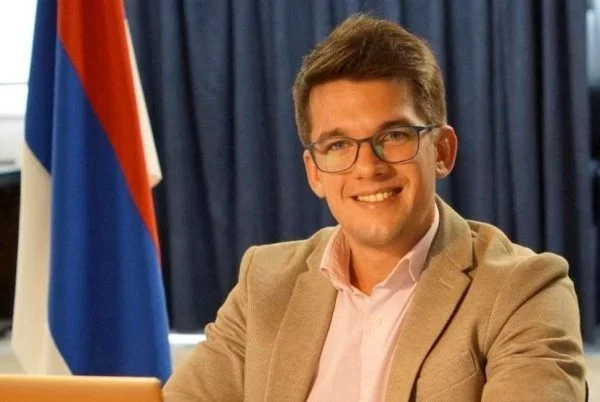 Spinelli: “Es un honor haber recibido la propuesta de ser candidato a vicegobernador, siento que el lugar representa a la porción joven de Misiones”