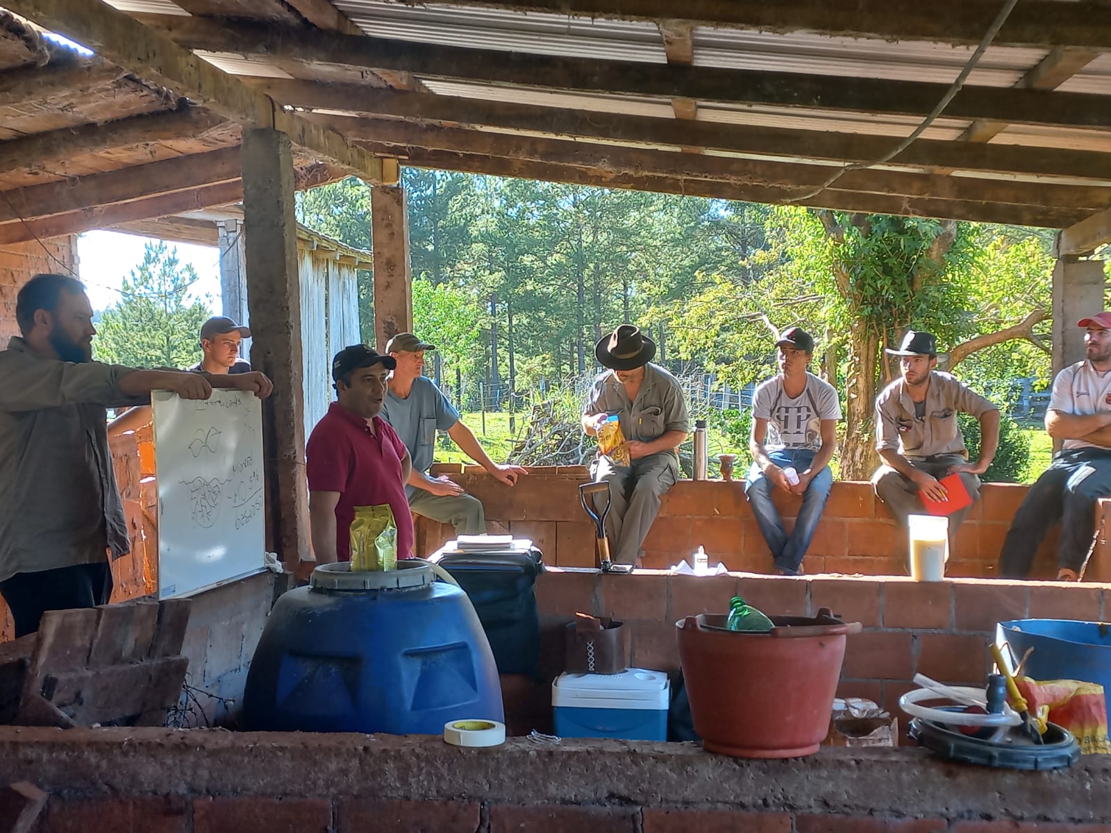 Fertilizante natural, fue el tema principal en la capacitación a productores