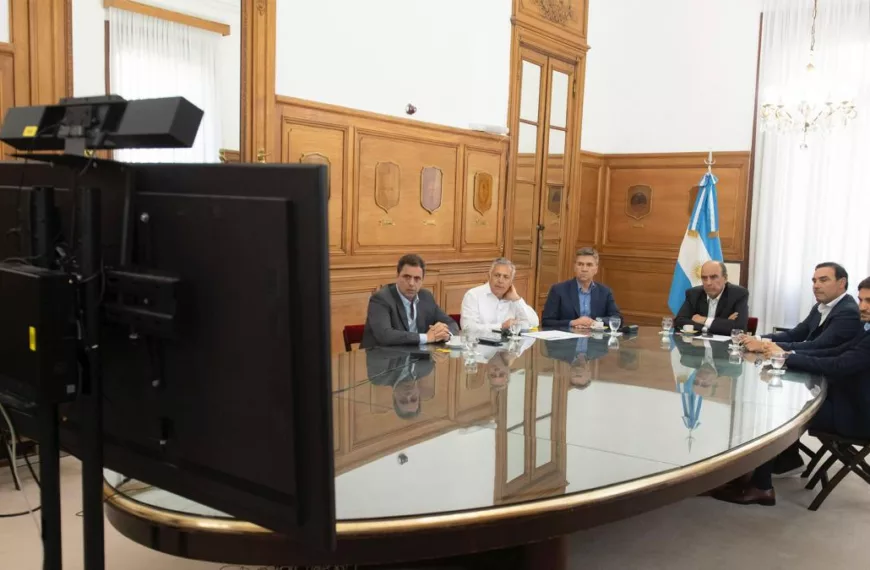 Passalacqua participó junto a otros gobernadores de la cumbre con el ministro del Interior Guillermo Francos