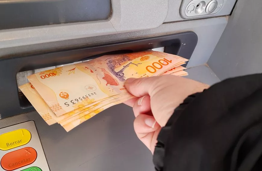 La provincia abonará los haberes de activos, jubilados, pensionados y retirados del IPS el 31 de diciembre