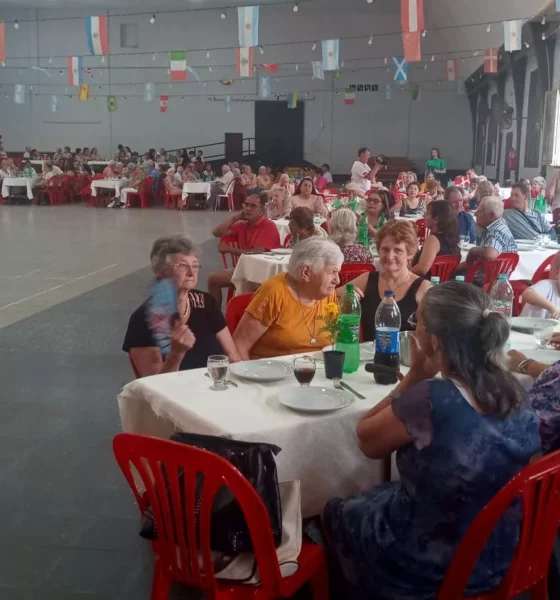 Almuerzo Homenaje a los Pioneros