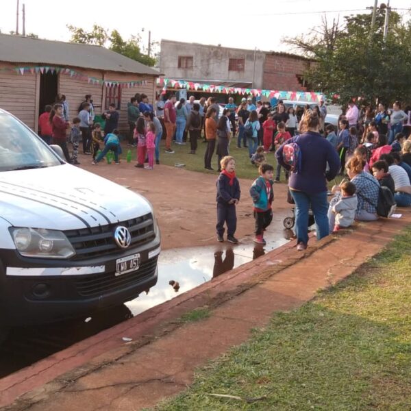 El Cine Móvil de la provincia: una pantalla que viaja para acercar el cine a cada rincón de Misiones