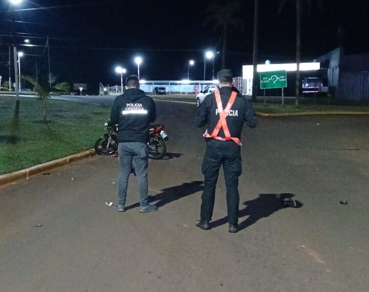 San Vicente: motociclista falleció tras despistar e impactar contra un árbol