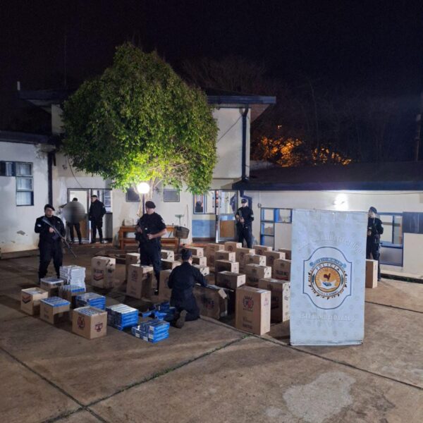Siniestro vial sobre Ruta 17 derivó en el secuestro de una camioneta abarrotada con cigarrillos (Con video)
