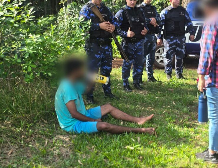 Tras tres días de búsqueda en el monte la Policía halló a un joven desaparecido en Jardín América