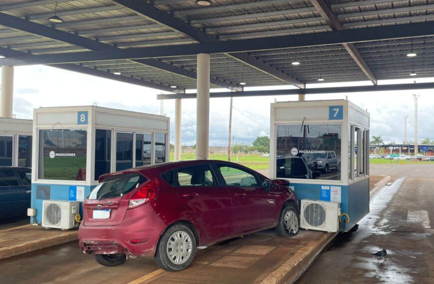 Un hombre se descompensó y colisionó contra una casilla en el Puente Internacional