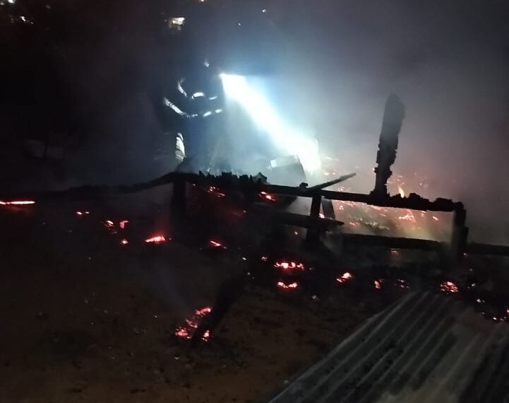 Wanda: sofocaron el incendio en una vivienda deshabitada del barrio Kállsten II