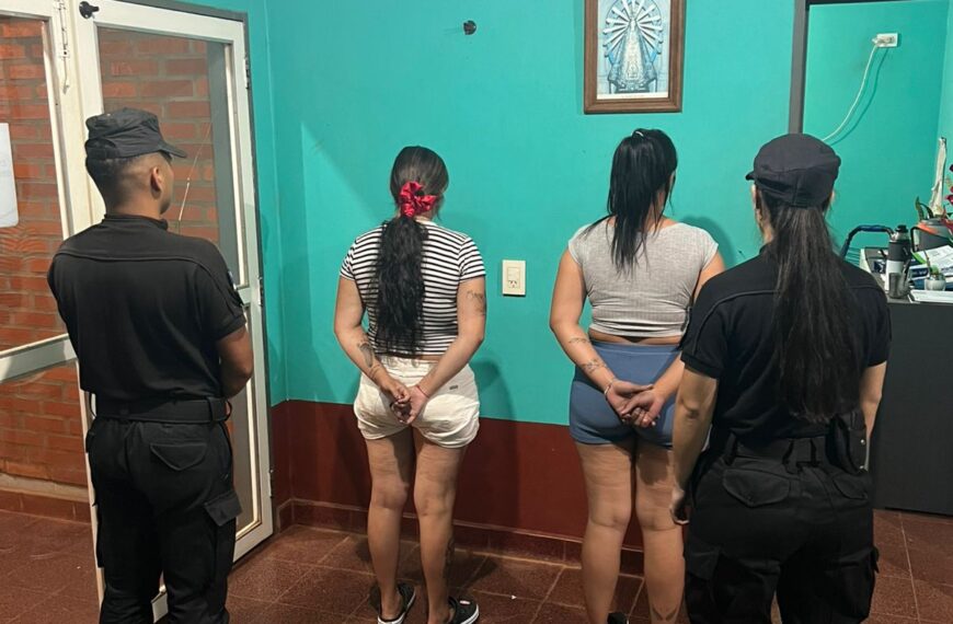Dos mujeres demoradas por intentar ingresar cocaína oculta en una prenda para un detenido