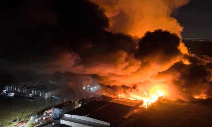 Impresionante explosión en el Polo Industrial de Ezeiza